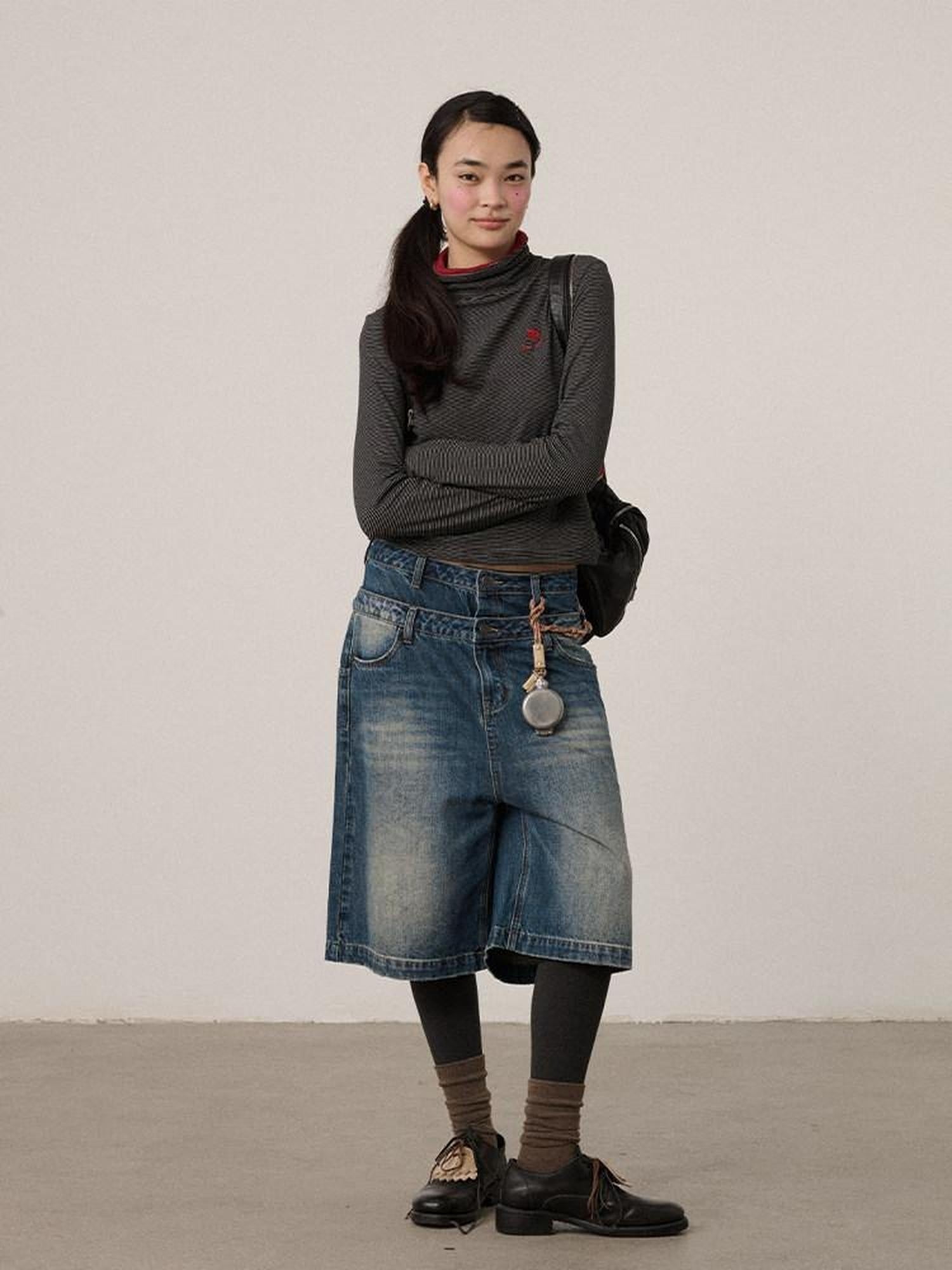 Achihara Washed Blue Rigid Denim Straight Leg Office Natural Waist Women Short Jeans