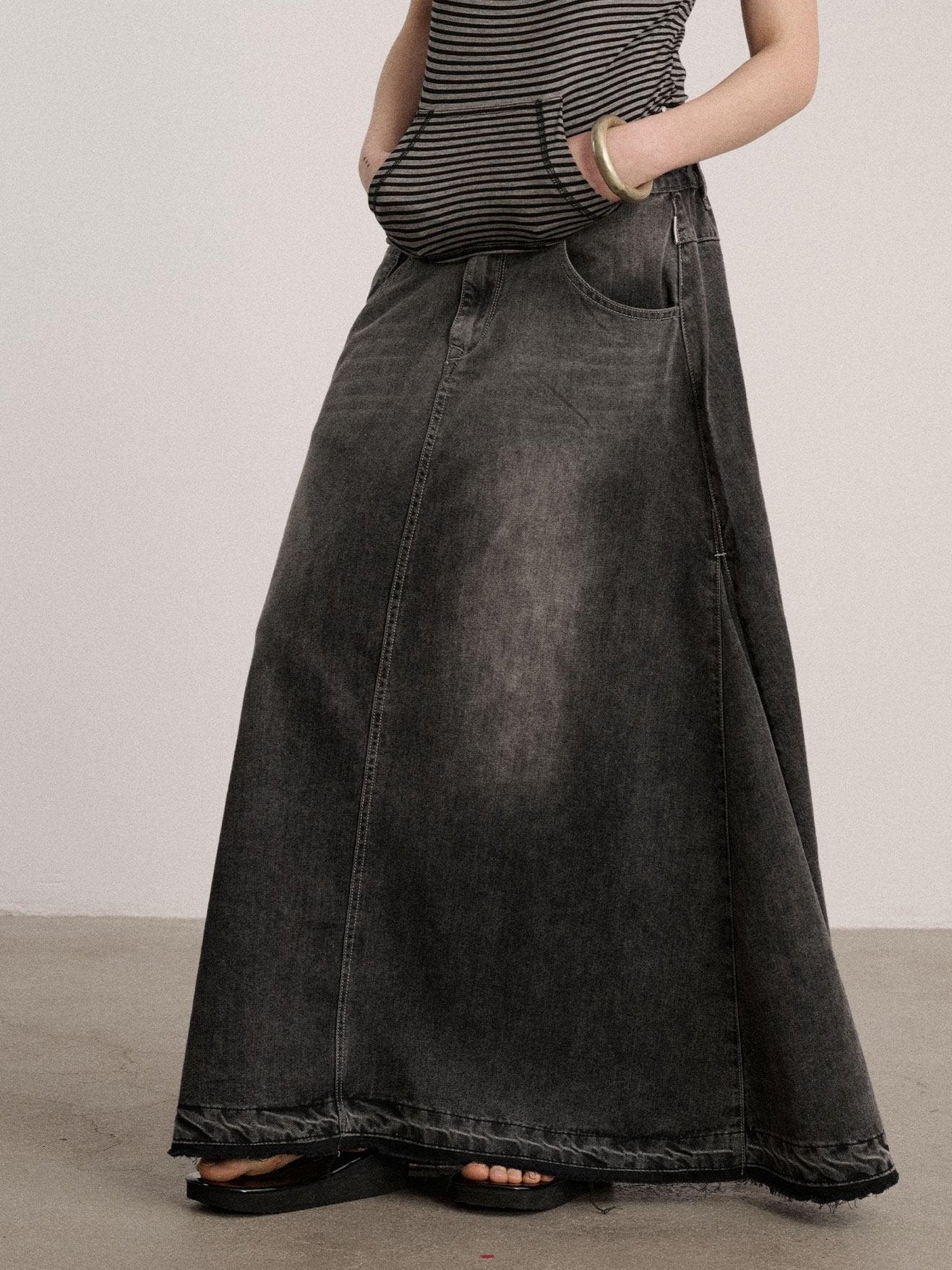 Achihara Washed Cotton Blend Low Waist A Line Loose Fit Women Black Maxi Skirts