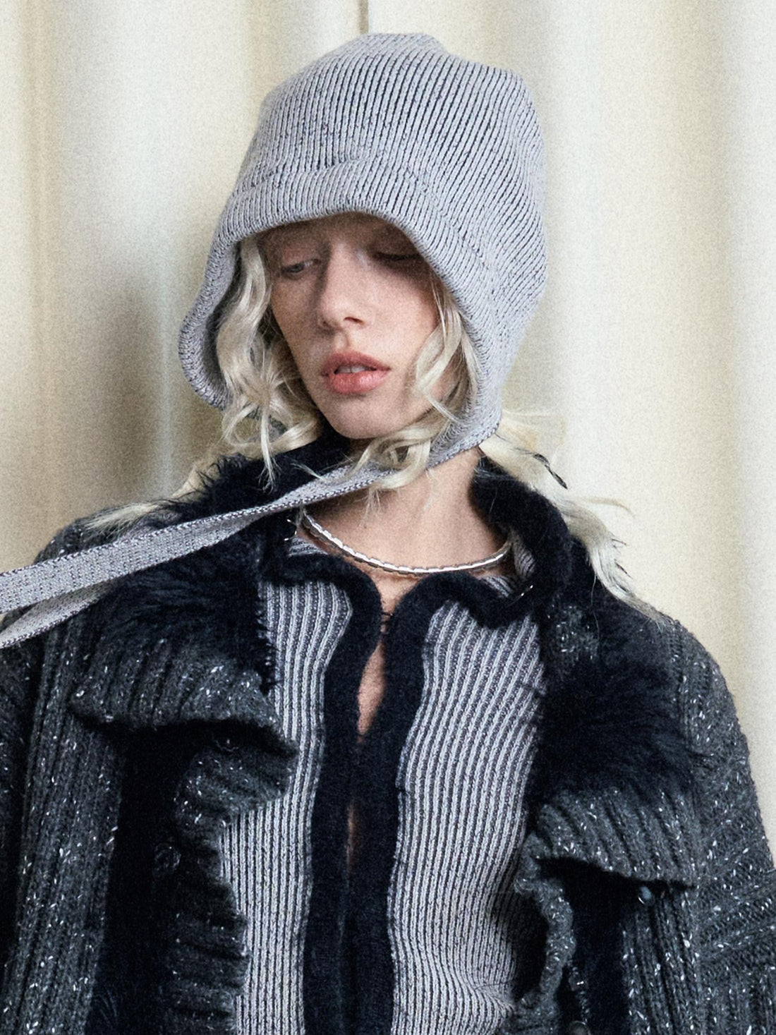 AnnoMundi Adjustable Drawstring Earflap Oversized Women&