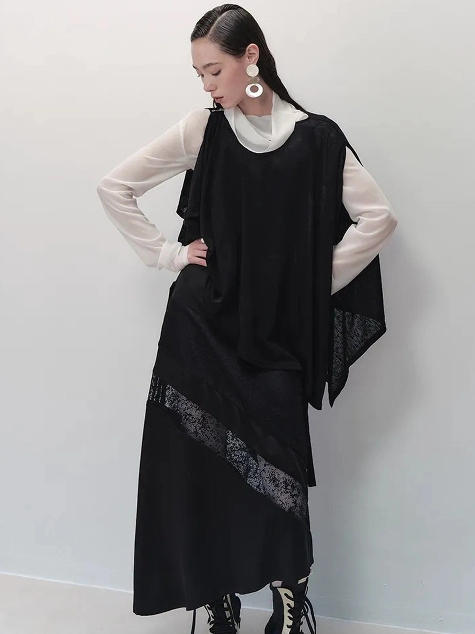 AnnoMundi Asymmetric Frost Knit Cover Up V-neck T-shirt Long Sleeve T-shirt