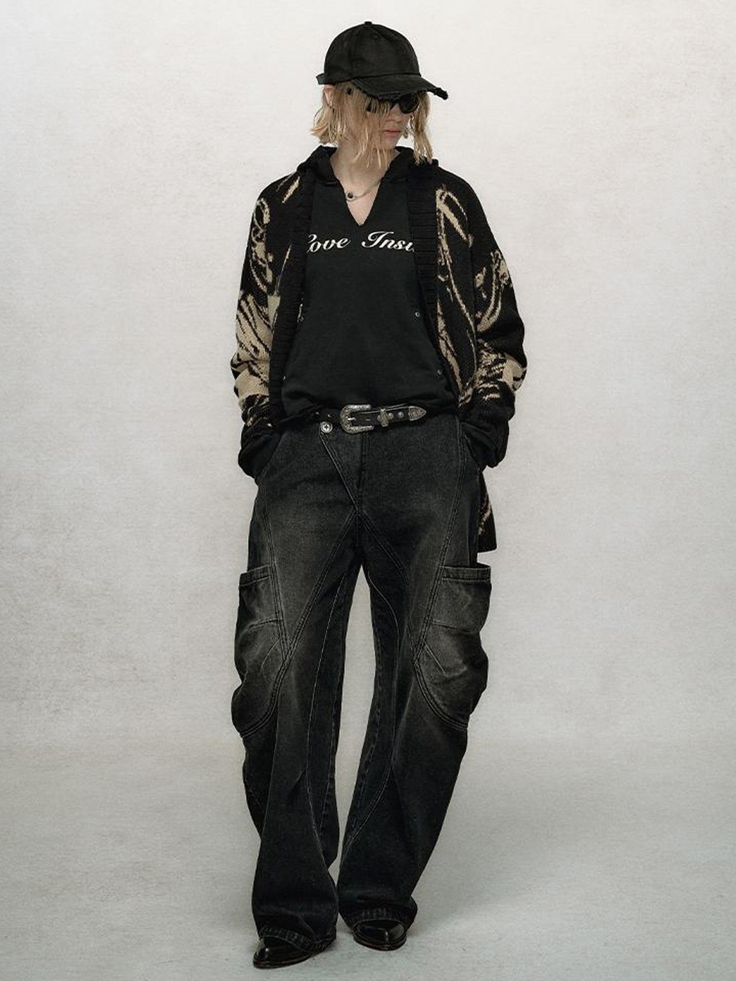 AnnoMundi Asymmetric Plaquet Cargo Wide Leg Jeans