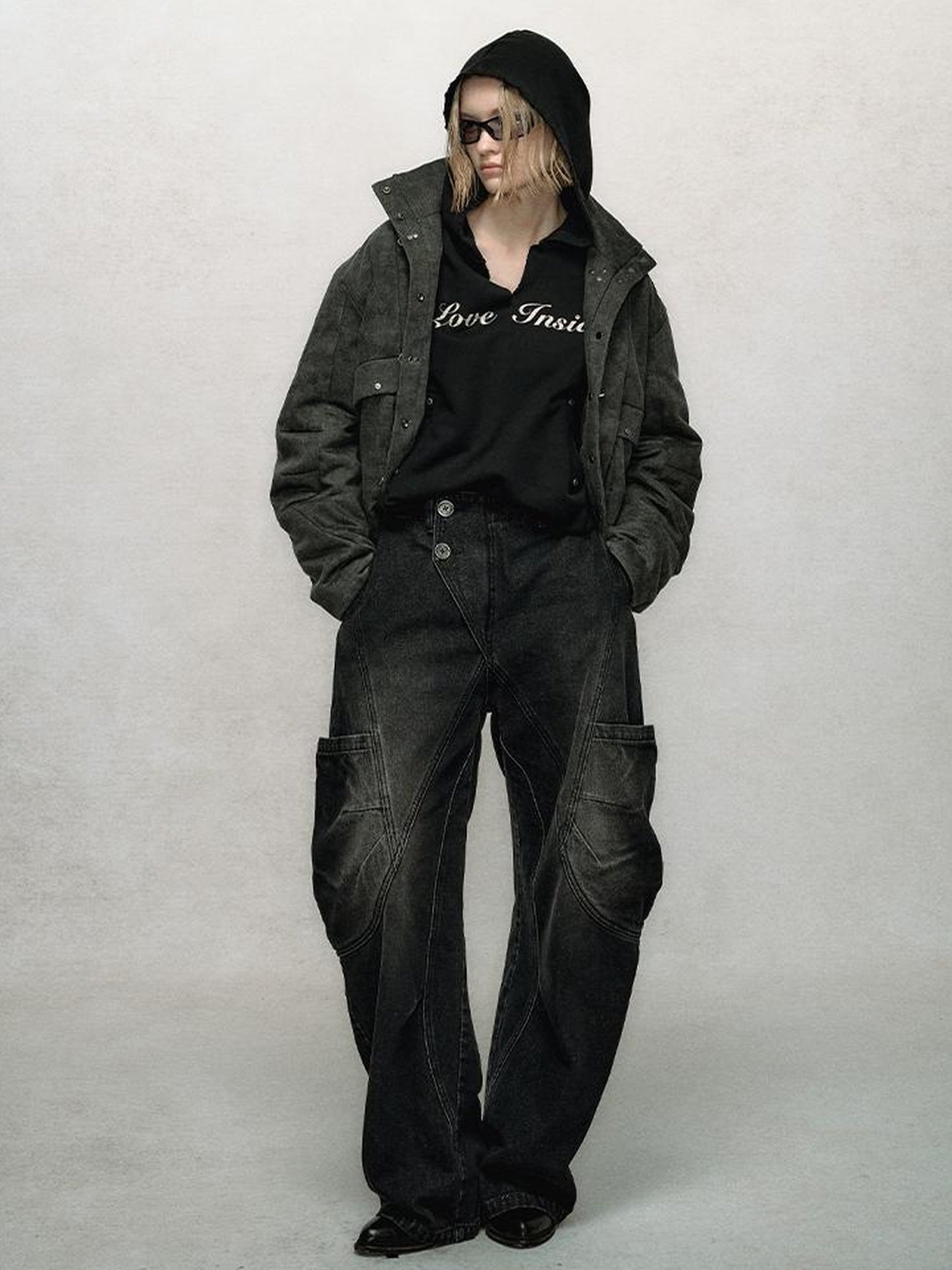 AnnoMundi Asymmetric Plaquet Cargo Wide Leg Jeans