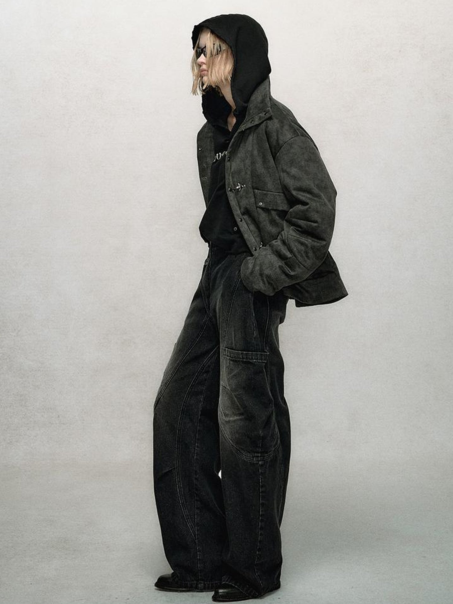 AnnoMundi Asymmetric Plaquet Cargo Wide Leg Jeans