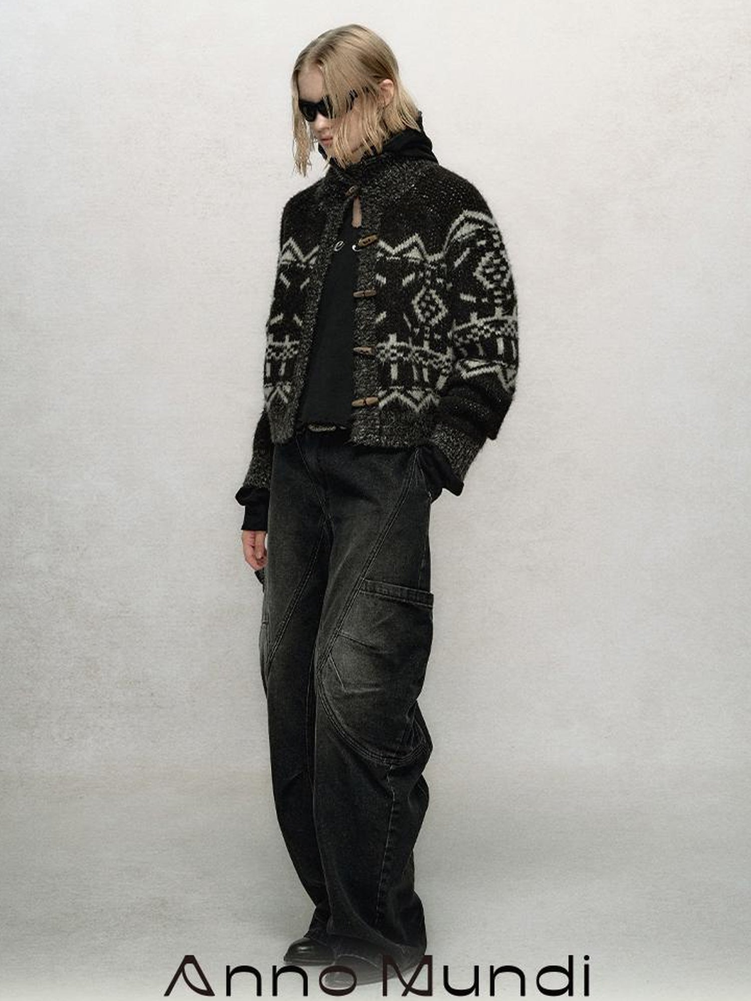 AnnoMundi Asymmetric Plaquet Cargo Wide Leg Jeans