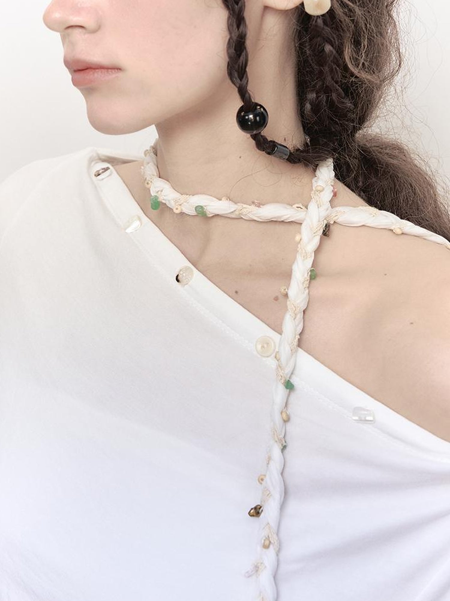 Modal-Stricktop mit asymmetrischer Schulterpartie 