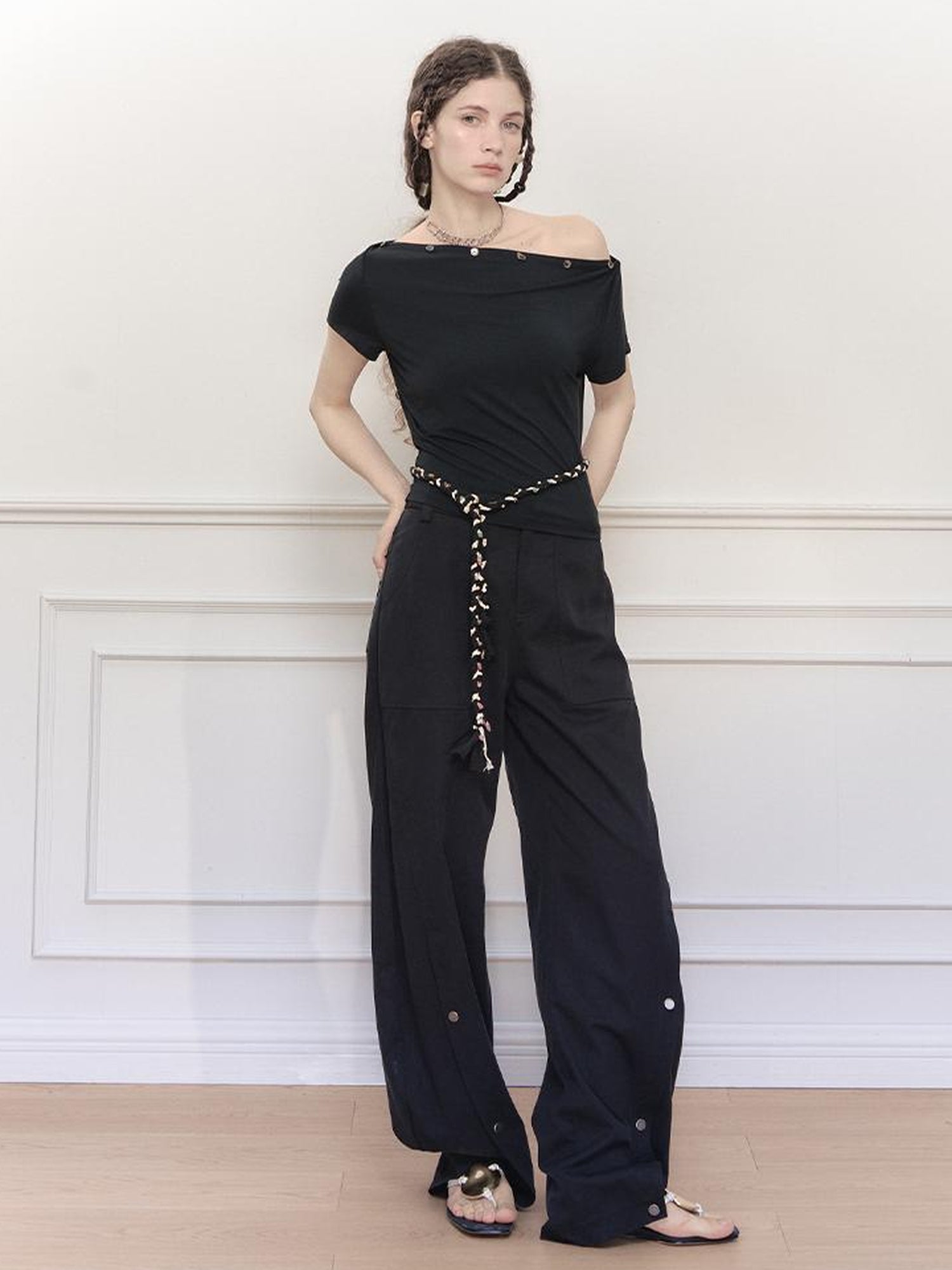 AnnoMundi Asymmetric Shoulder Modal Knit Top