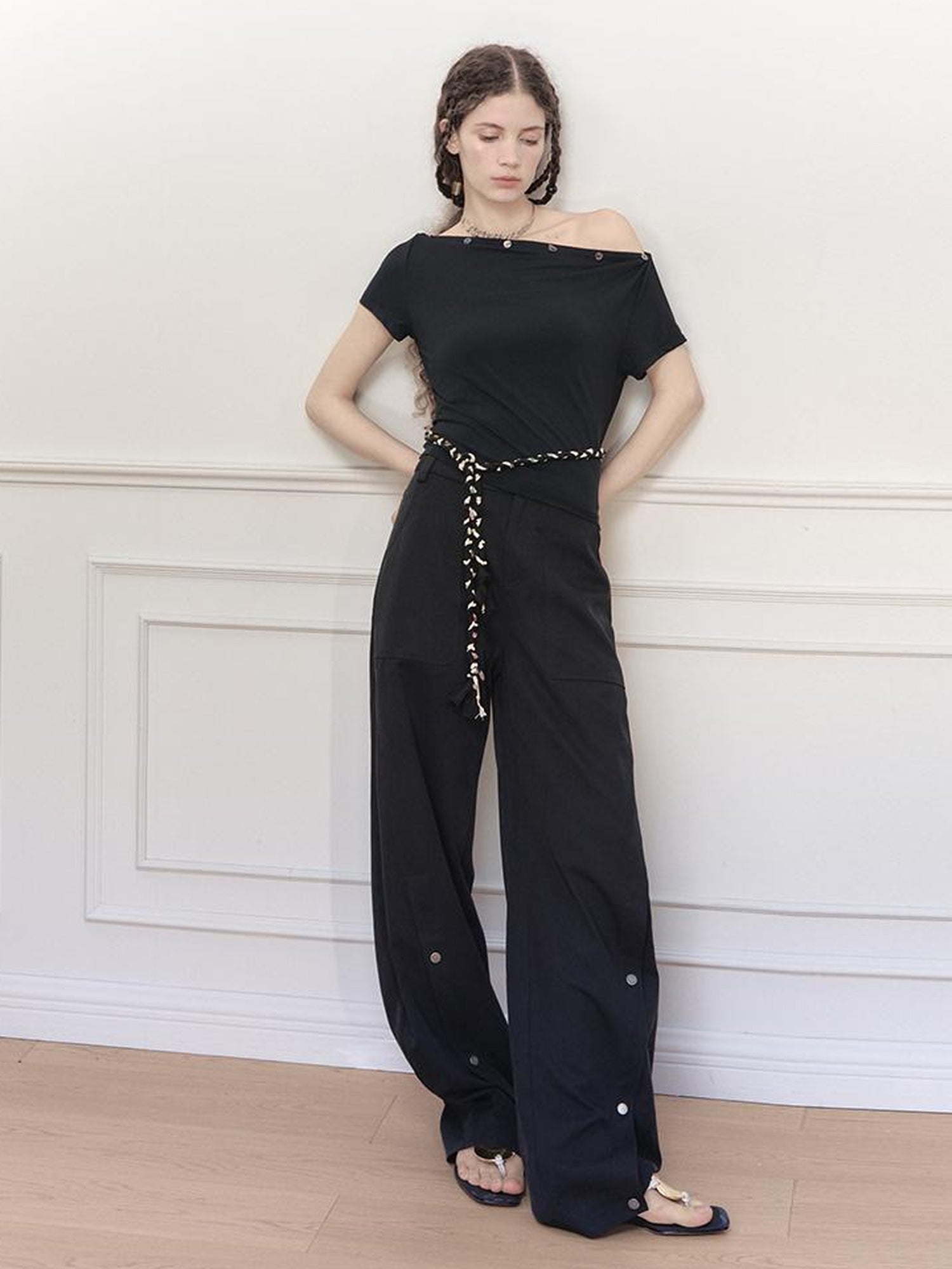 AnnoMundi Asymmetric Shoulder Modal Knit Top