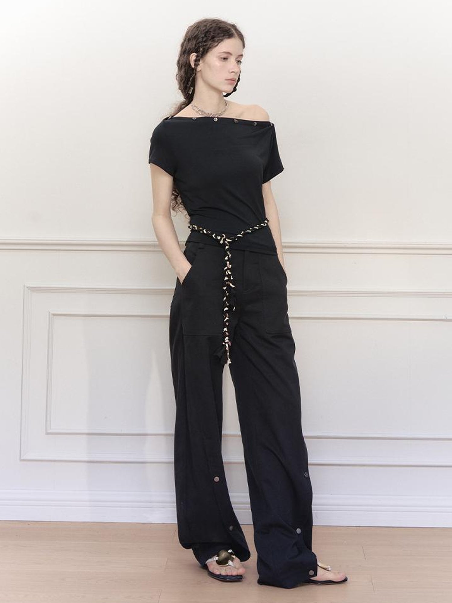 AnnoMundi Asymmetric Shoulder Modal Knit Top