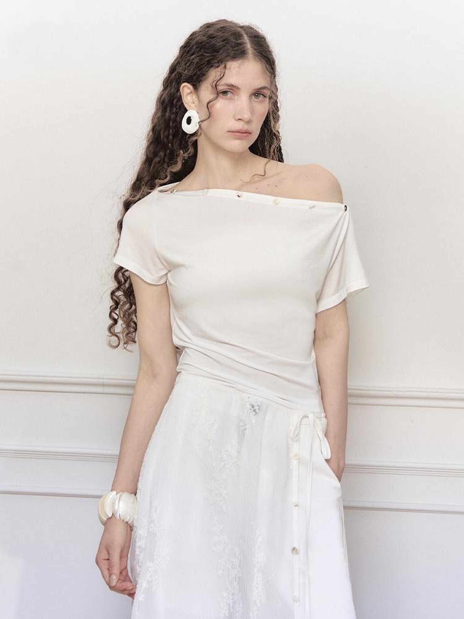 AnnoMundi Asymmetric Shoulder Modal Knit Top