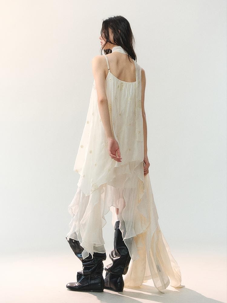 AnnoMundi Beaded Embroidered Irregular Wavy Women&