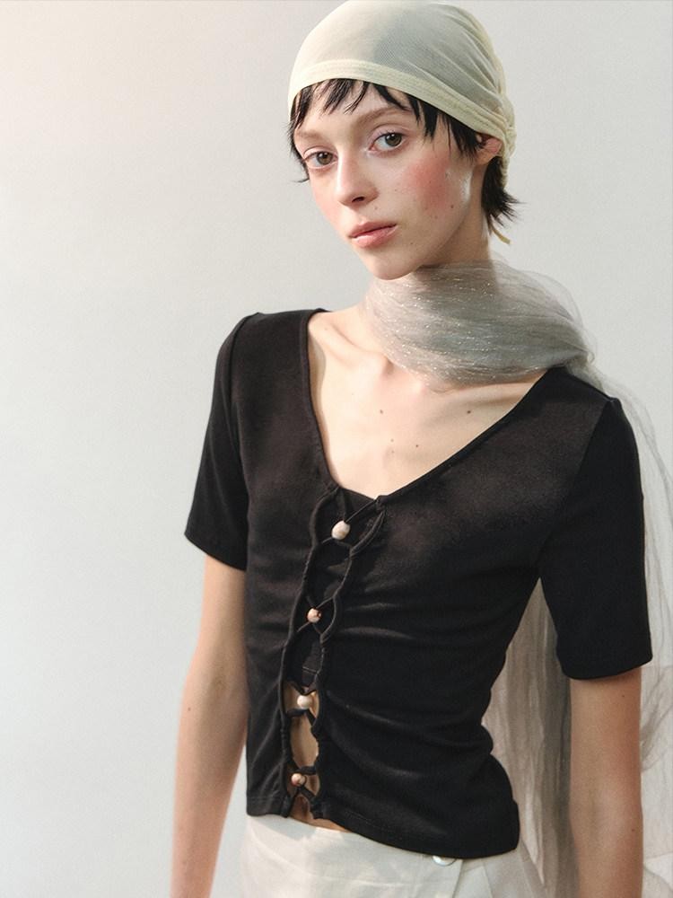 AnnoMundi T-shirts à manches courtes en viscose pour femmes, col en V, coupe ajustée avec lien en cordelette perlée