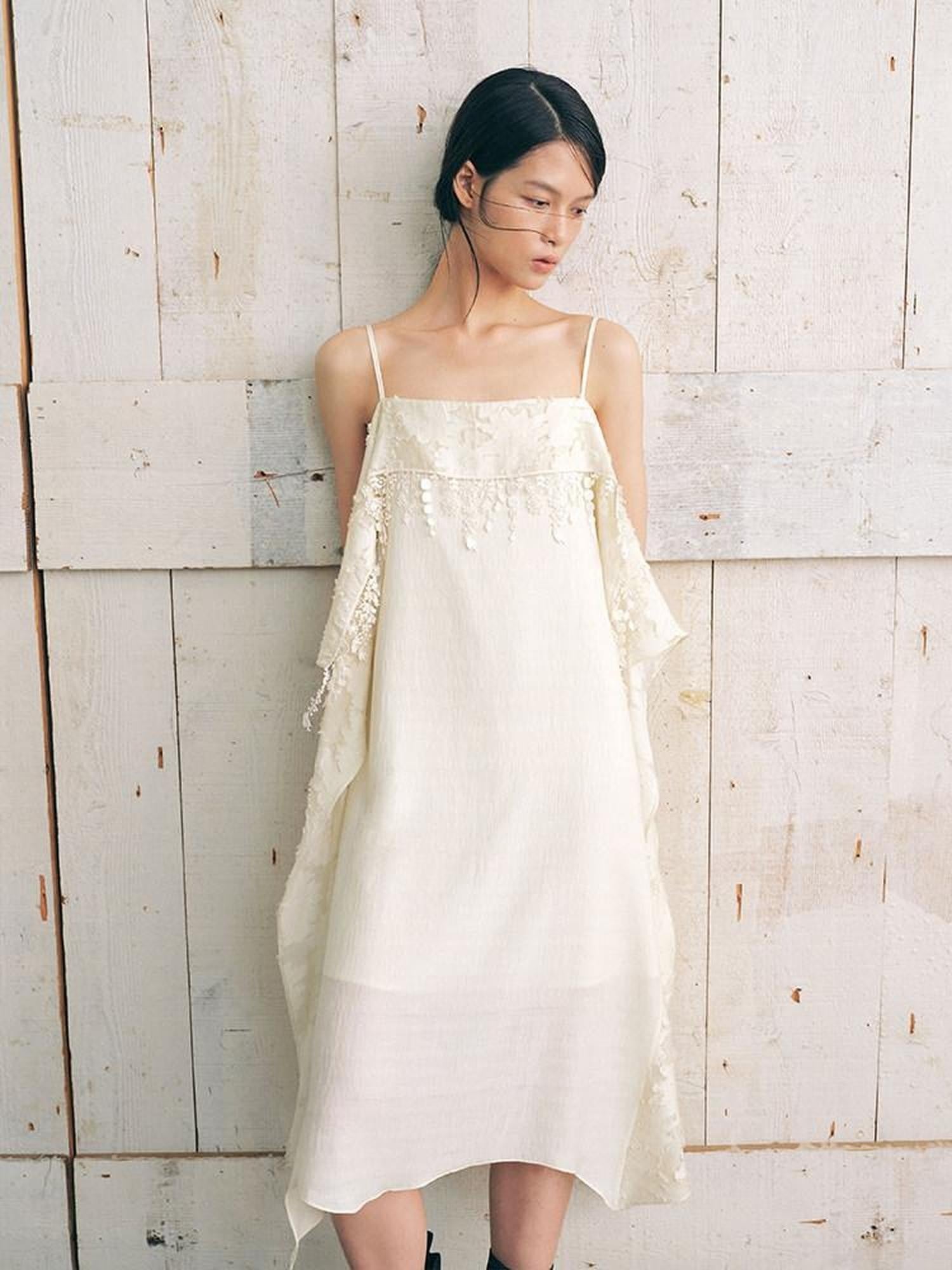 AnnoMundi Beige Layered Ruffle Textured Women&