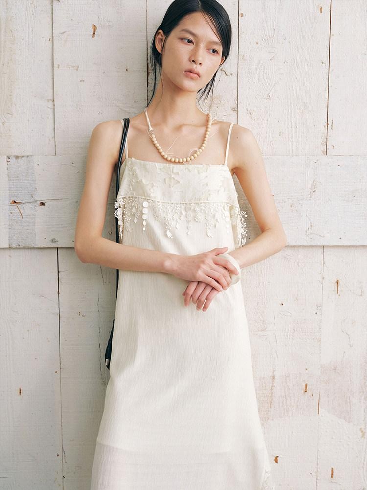 AnnoMundi Beige Layered Ruffle Textured Women&