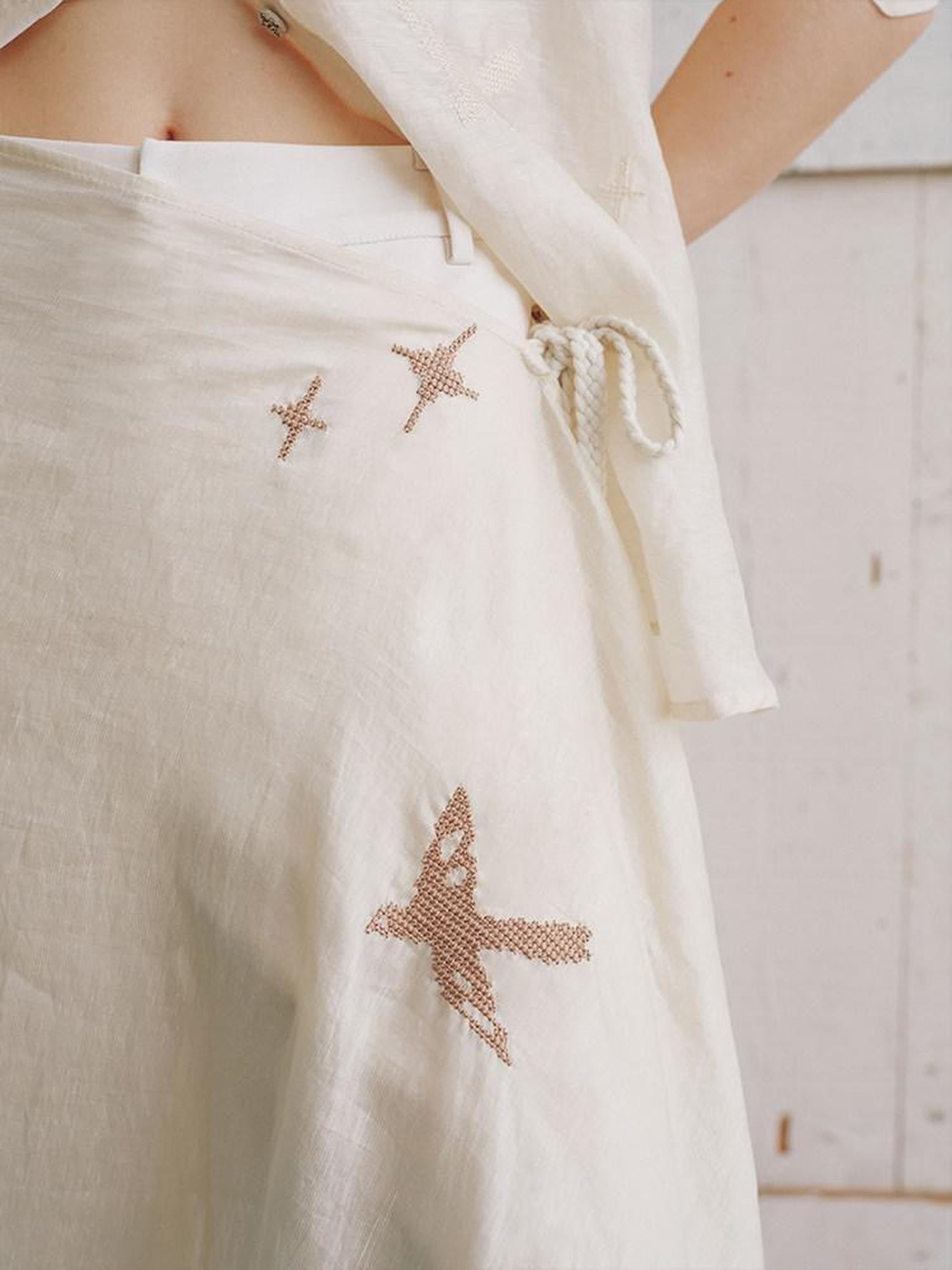 AnnoMundi Beige Sheer Embroidered Wrap Women&