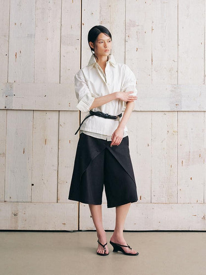 AnnoMundi Bermuda plissé asymétrique noir à double couche réversible pour femme