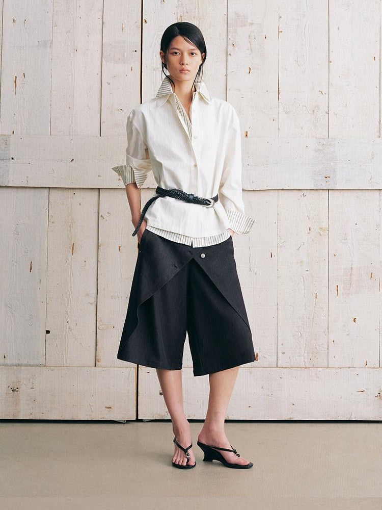 AnnoMundi Bermuda plissé asymétrique noir à double couche réversible pour femme