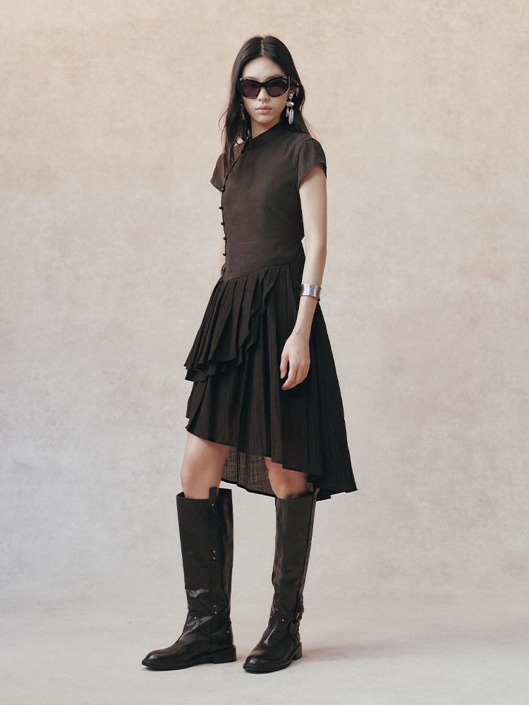 AnnoMundi Black Chinese Asymmetric Pearl Button Aline Women&