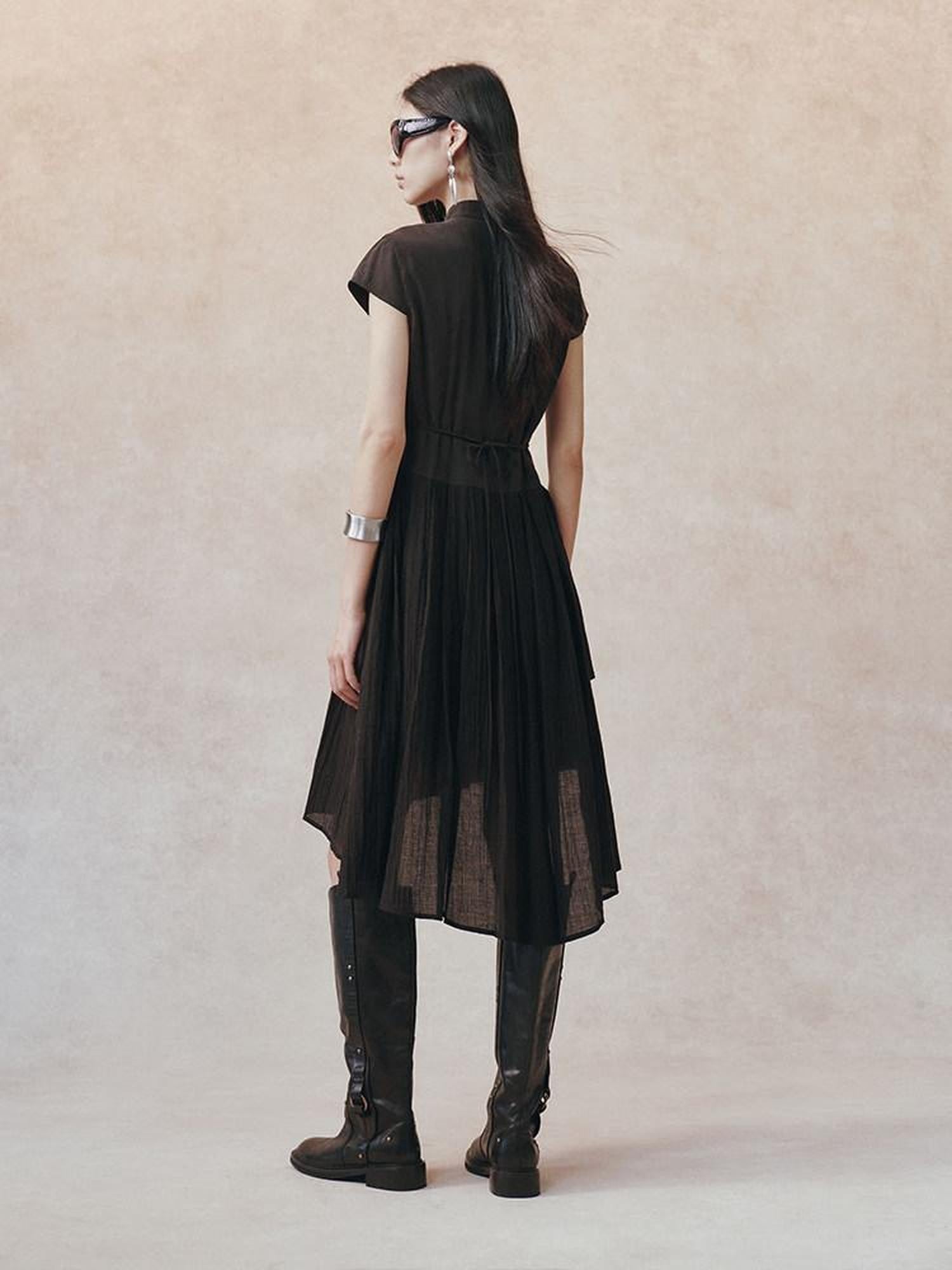 AnnoMundi Black Chinese Asymmetric Pearl Button Aline Women&