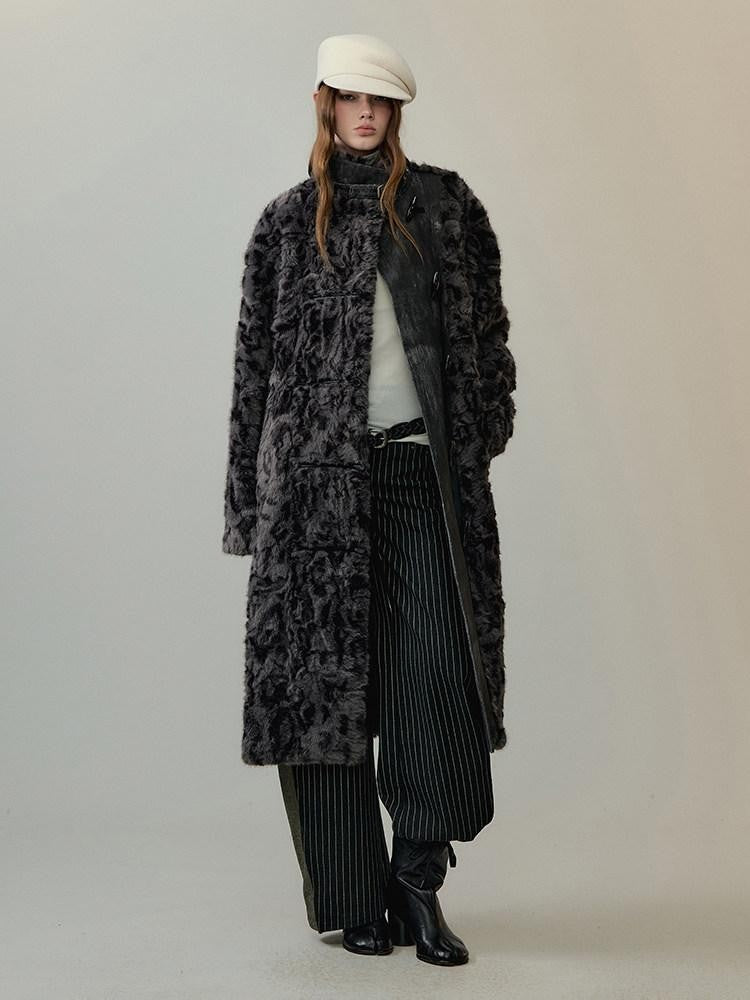 AnnoMundi Manteau long pour femmes en polyester et coton, à col montant, avec empiècements en fausse fourrure noire et grise