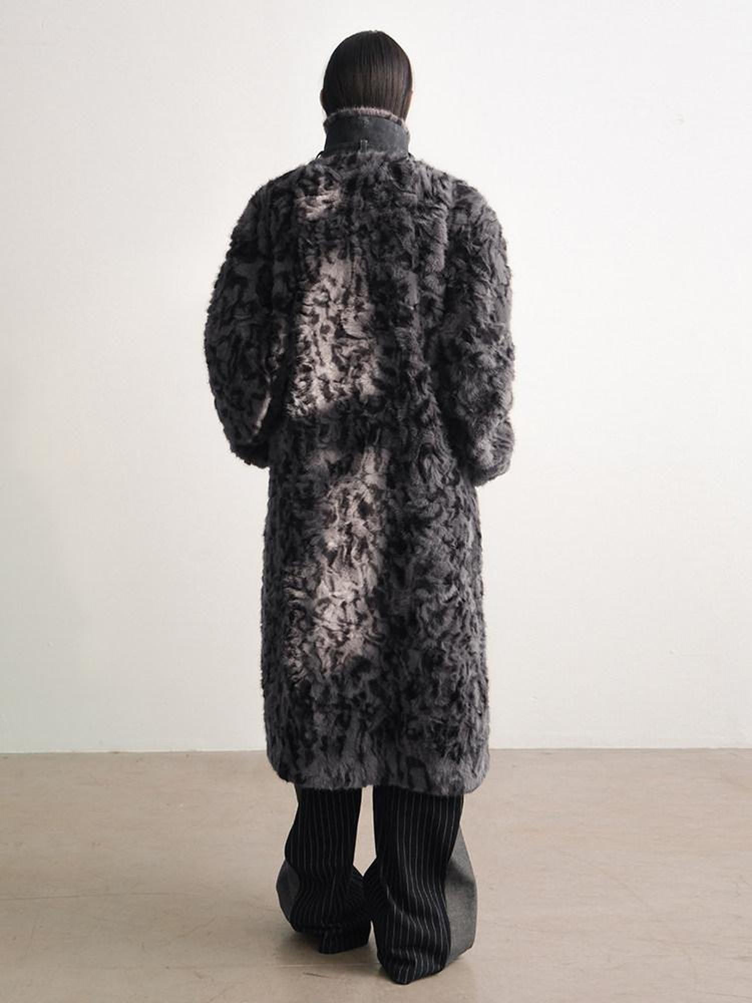AnnoMundi Manteau long pour femmes en polyester et coton, à col montant, avec empiècements en fausse fourrure noire et grise