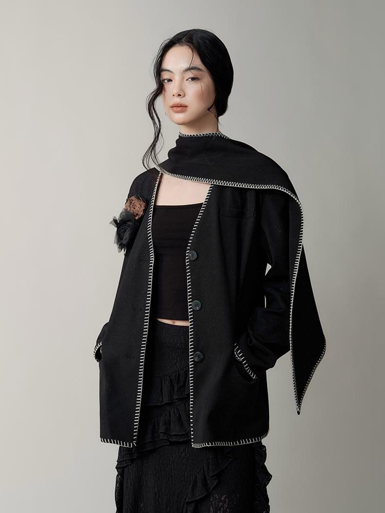 AnnoMundi Broken Rose V Neck Blazer