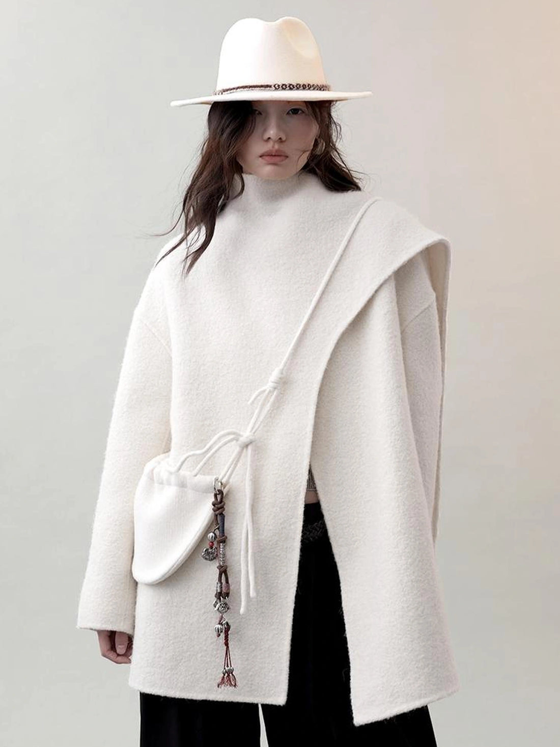 AnnoMundi Cashmere Wool Classic Black White Ladies Hat Hat