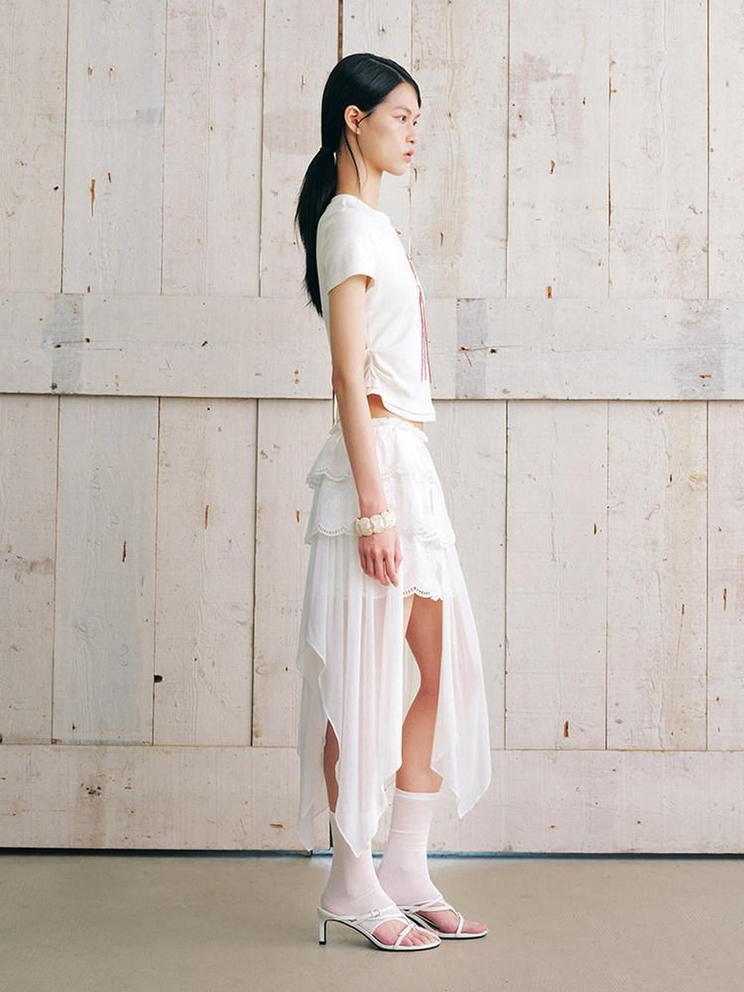 AnnoMundi Jupe midi asymétrique en coton pour femmes, en gaze nuageuse, broderie superposée, dentelle et volants