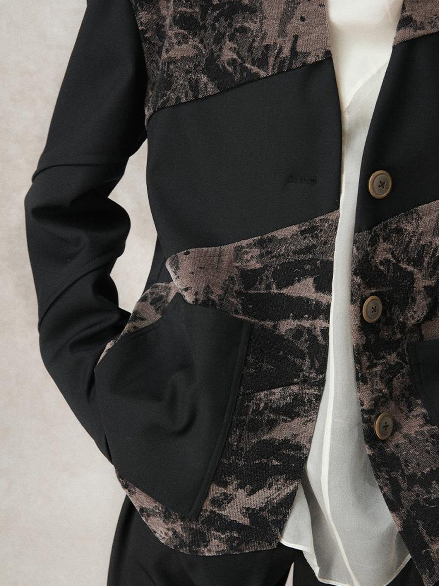 AnnoMundi Contour Shadow Asymmetrical Scarf Blazer