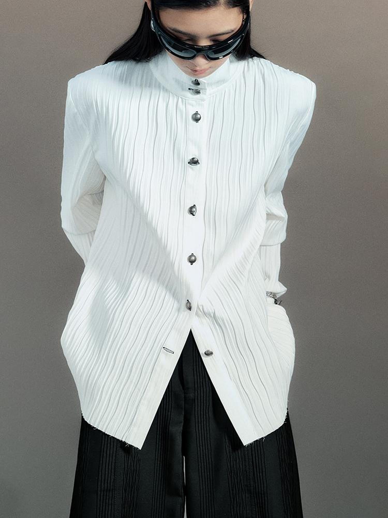 AnnoMundi Crescent Wrinkle Metal Button Shirt