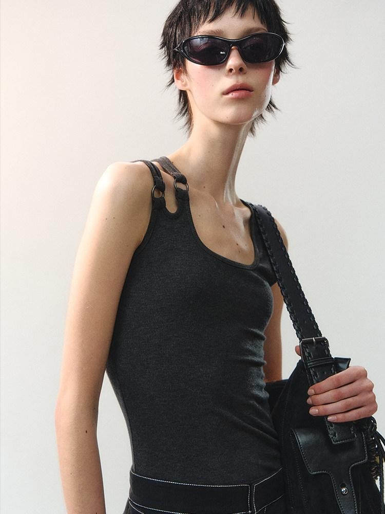 AnnoMundi Cropped Asymmetric Ring Buckle One Shoulder U Neck Women&