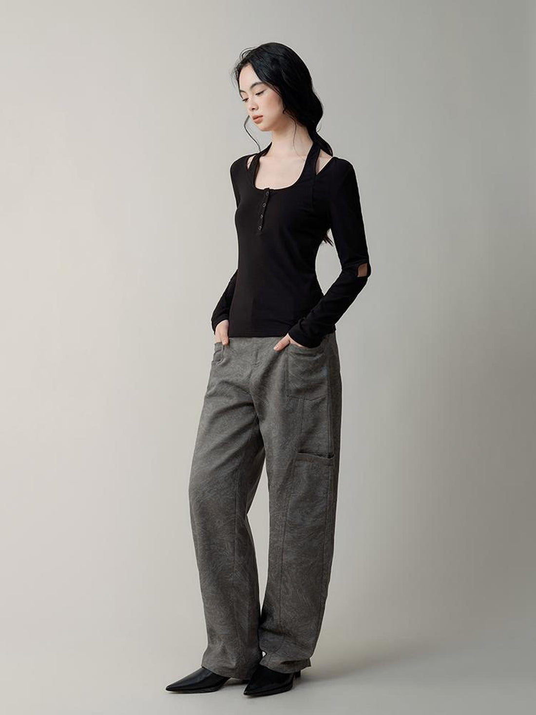 AnnoMundi Crossover Halter Neck Ribbed Knit Top