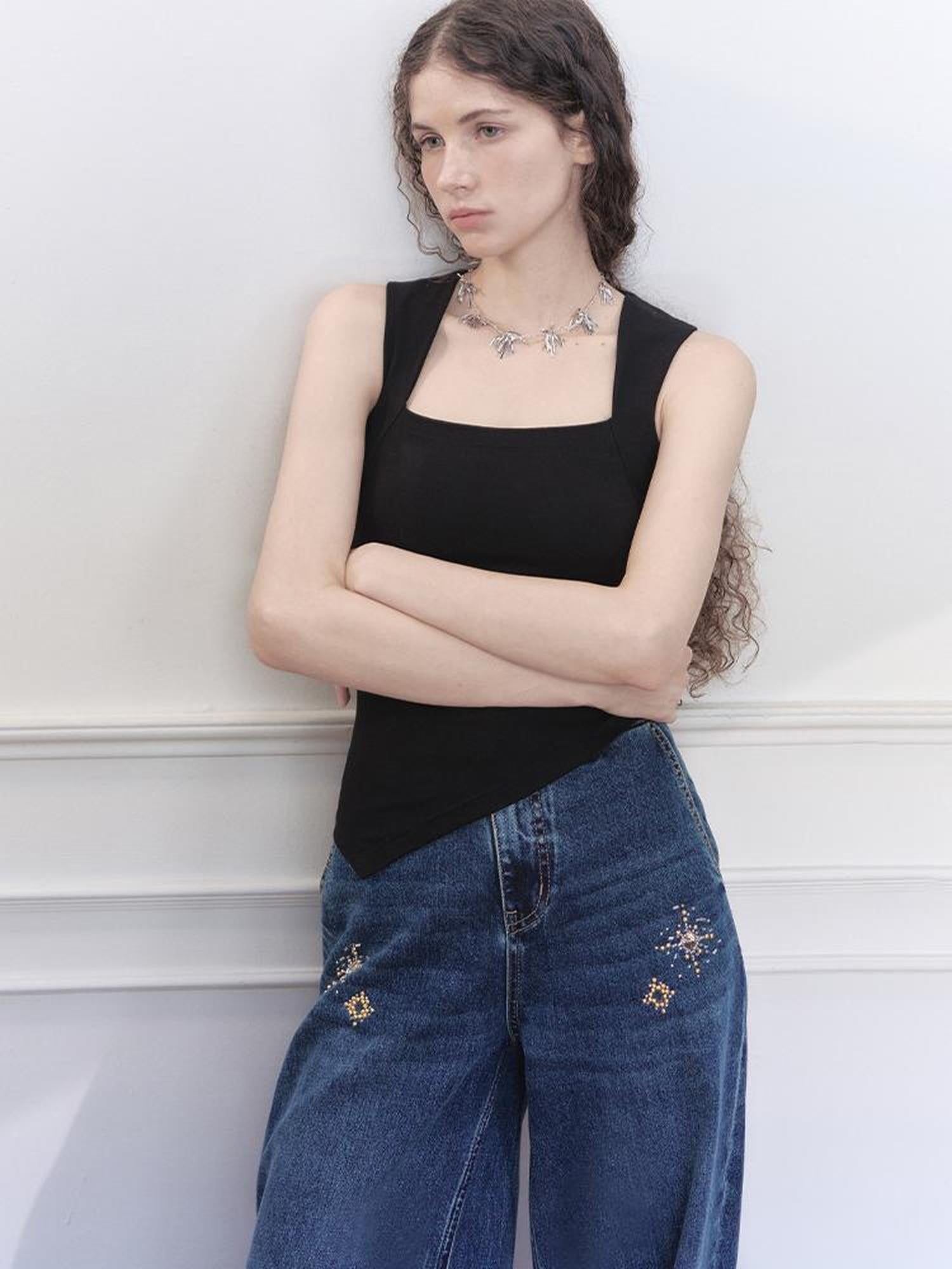 AnnoMundi Cutting Edge Square Neck Slash Hem Tank Top
