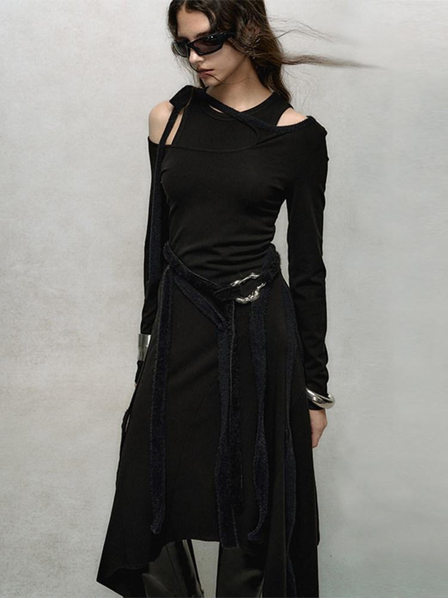 AnnoMundi Deconstructed Irregular Black Women&
