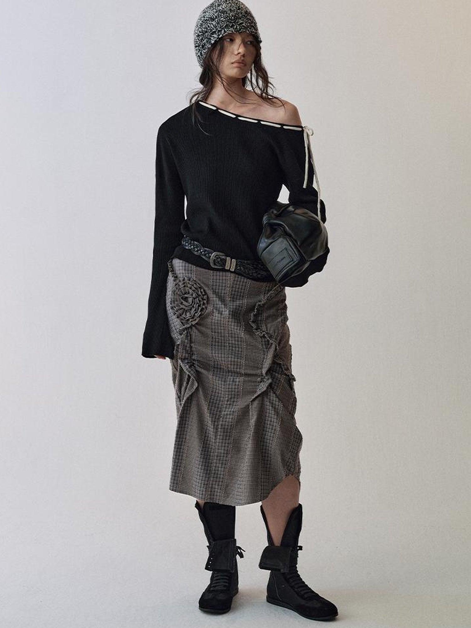 AnnoMundi Detachable Rose Contrast Trim Knit Top