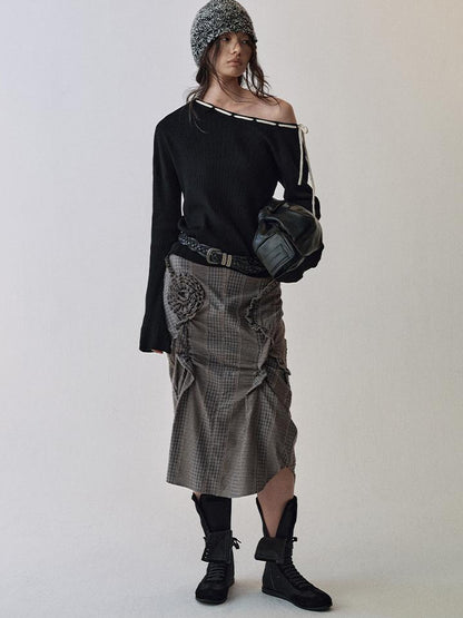AnnoMundi Detachable Rose Contrast Trim Knit Top