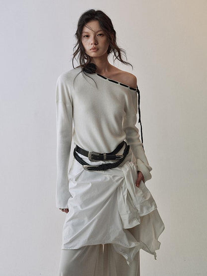 AnnoMundi Detachable Rose Contrast Trim Knit Top