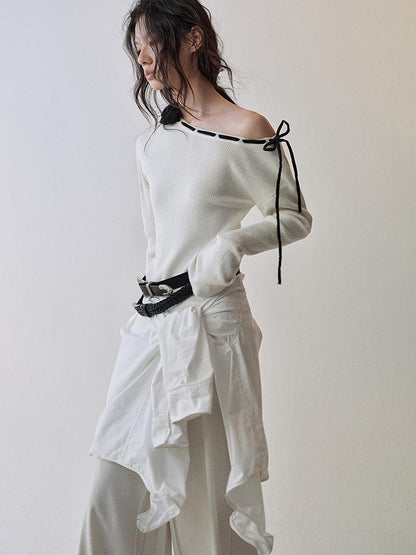 AnnoMundi Detachable Rose Contrast Trim Knit Top