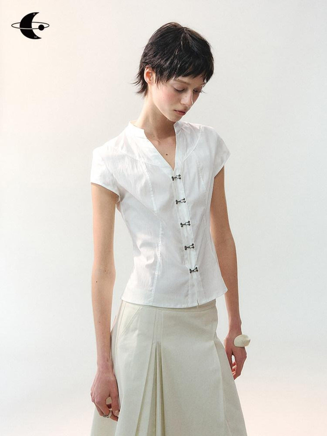 AnnoMundi Draped Raglan Stand Collar Hook Women&