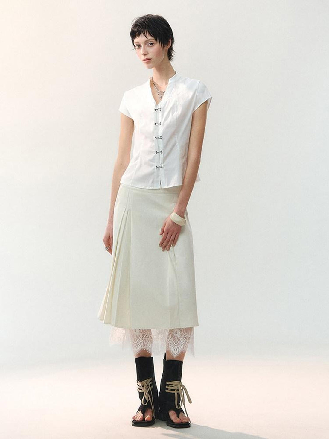 AnnoMundi Draped Raglan Stand Collar Hook Women&