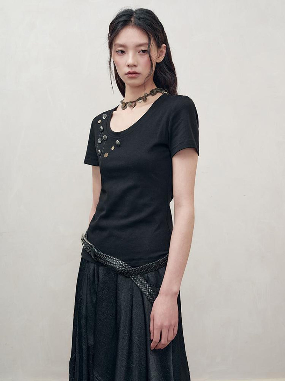 AnnoMundi Embroidered Dragon Metal Button U Neck Tee