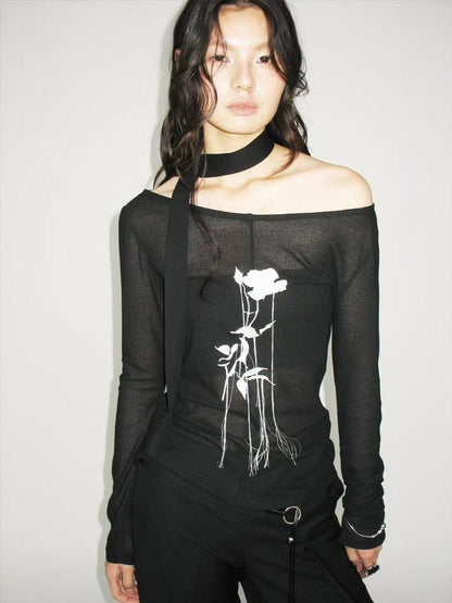 AnnoMundi Embroidered Rose Cuffed Sleeve Casual Regular Fit Women Black Long Sleeve T-Shirts