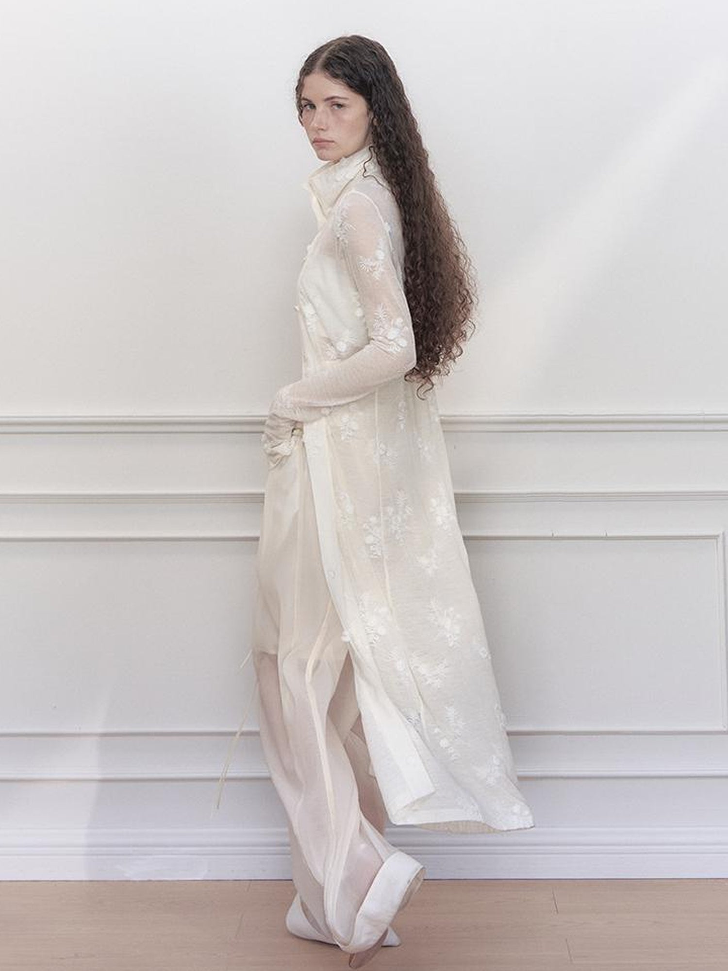 AnnoMundi Fairy Embroidery Sheer Knit Cardigan