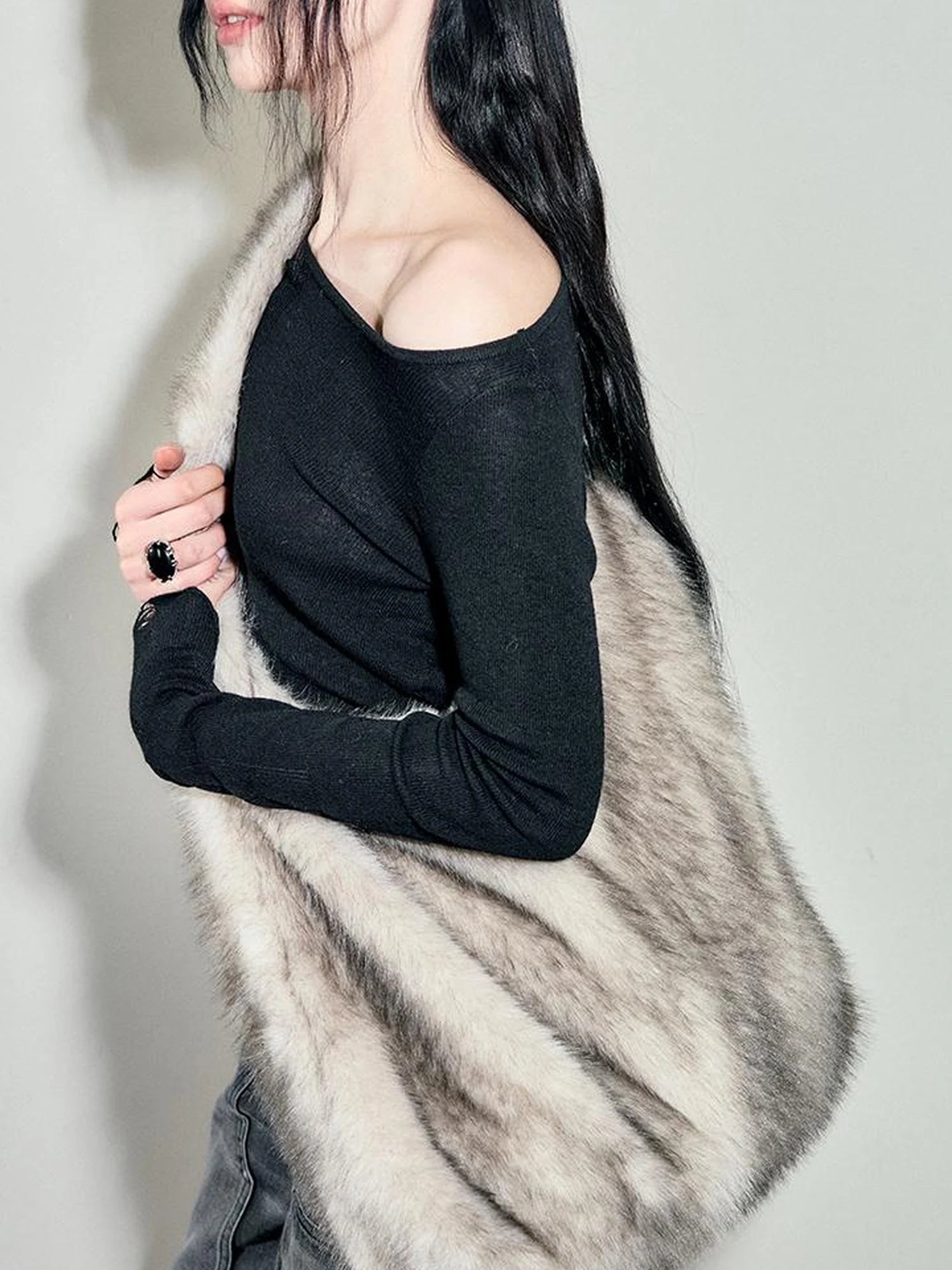 Faux Fur Shoulder Bag With Spray Dye Pattern