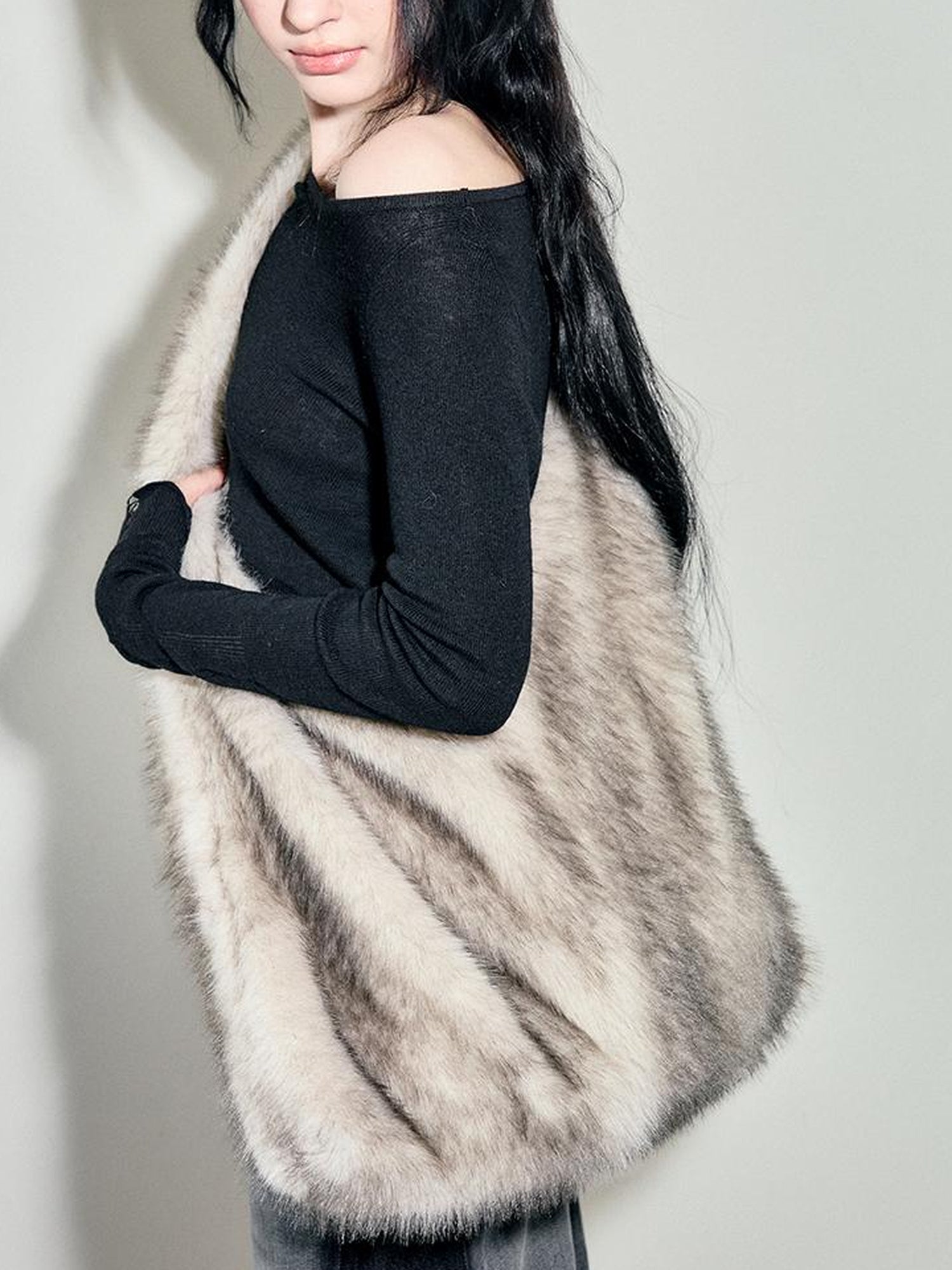 AnnoMundi Faux Fur Shoulder Bag With Spray Dye Pattern