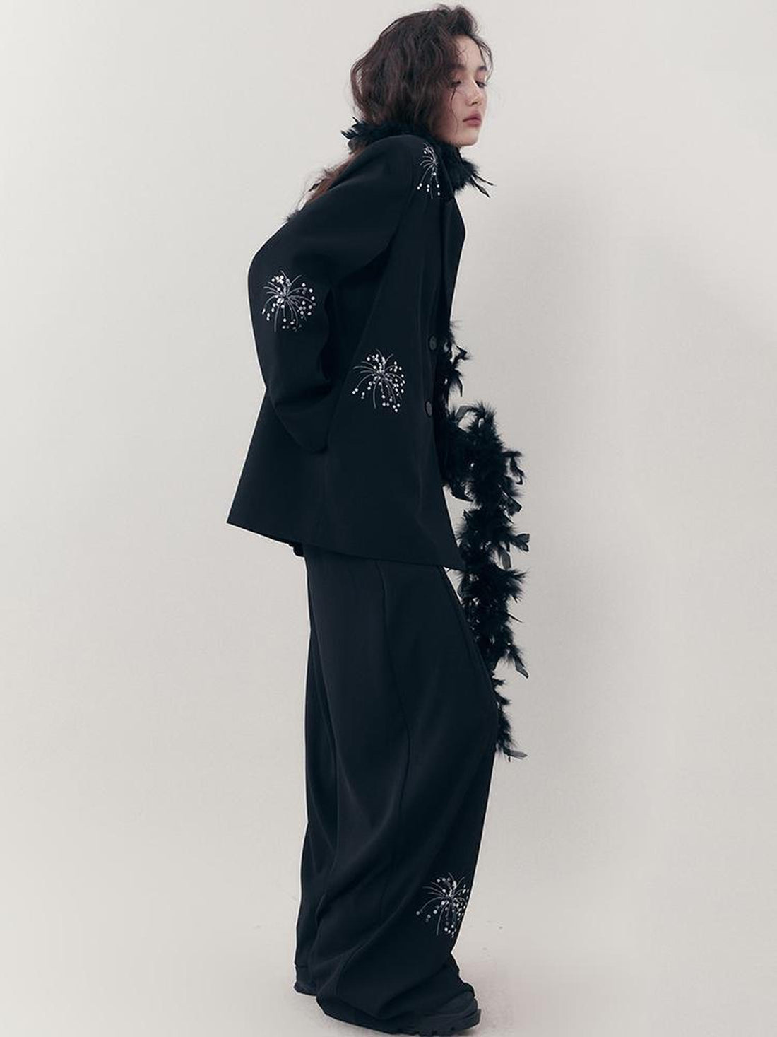 AnnoMundi Firework Embroidered Relaxed Suit Set