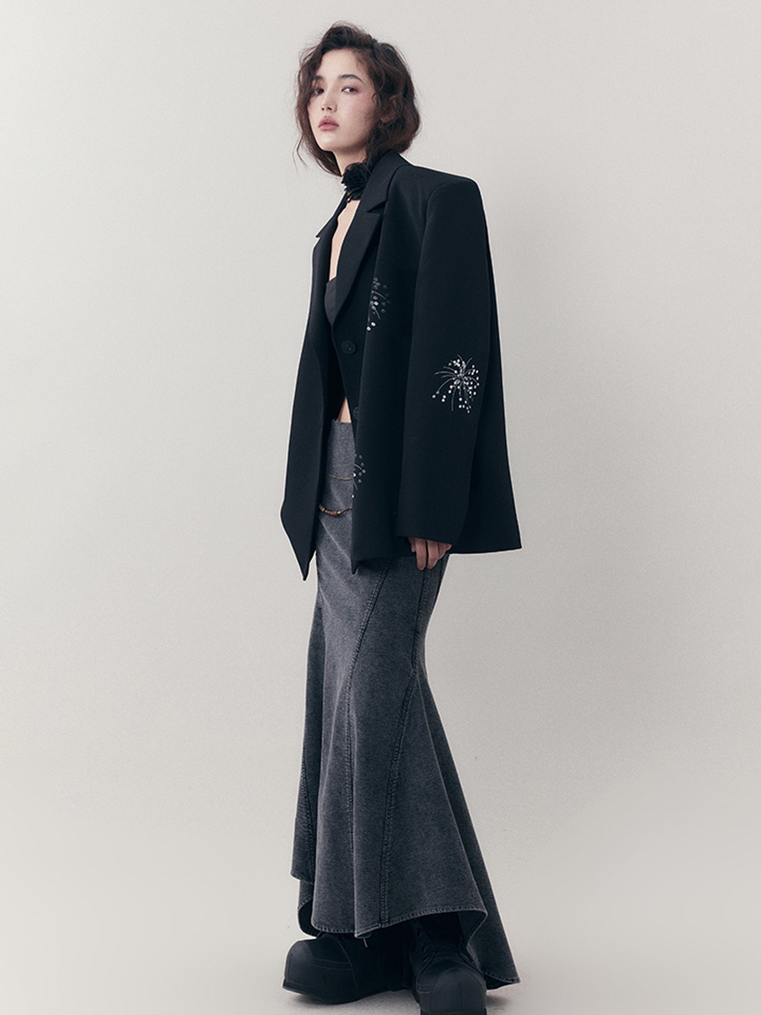 AnnoMundi Firework Embroidered Relaxed Suit Set