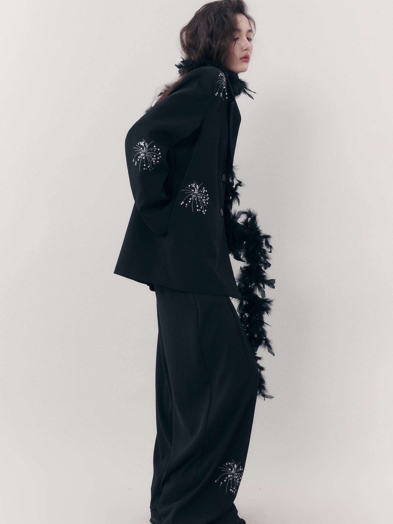 AnnoMundi Firework Embroidered Relaxed Suit Set