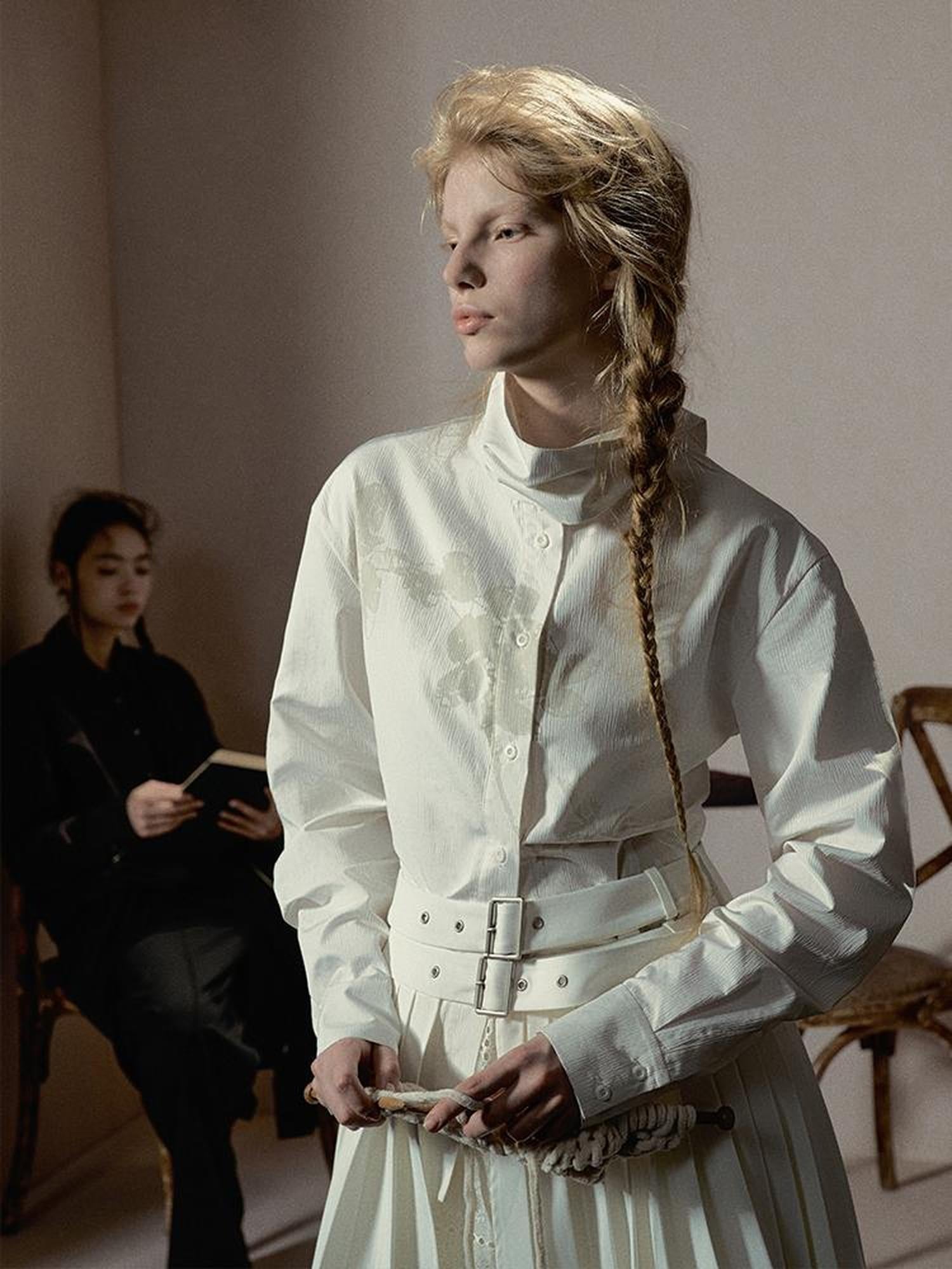 AnnoMundi Floral Branch Collar Blouse