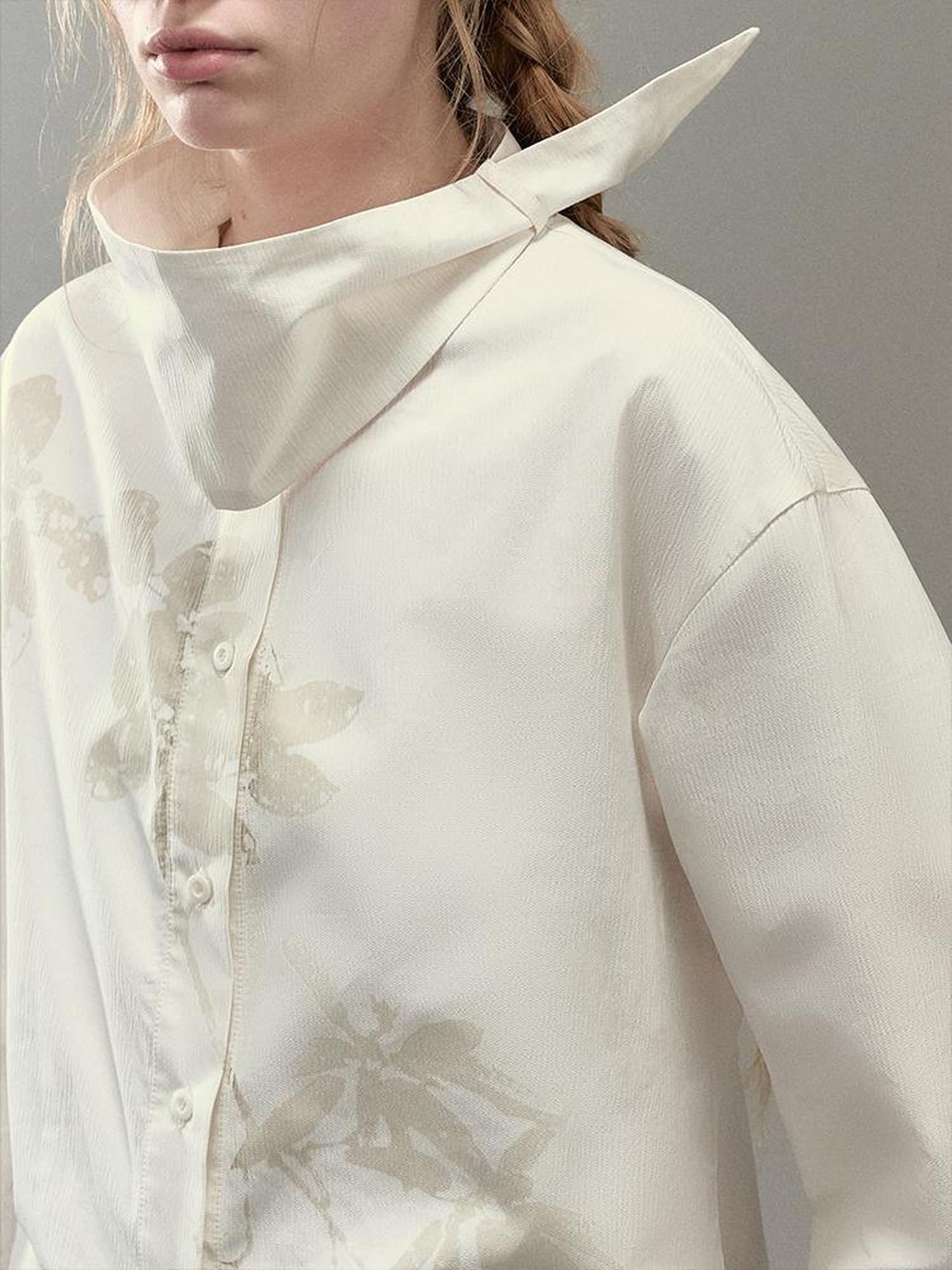 AnnoMundi Floral Branch Collar Blouse