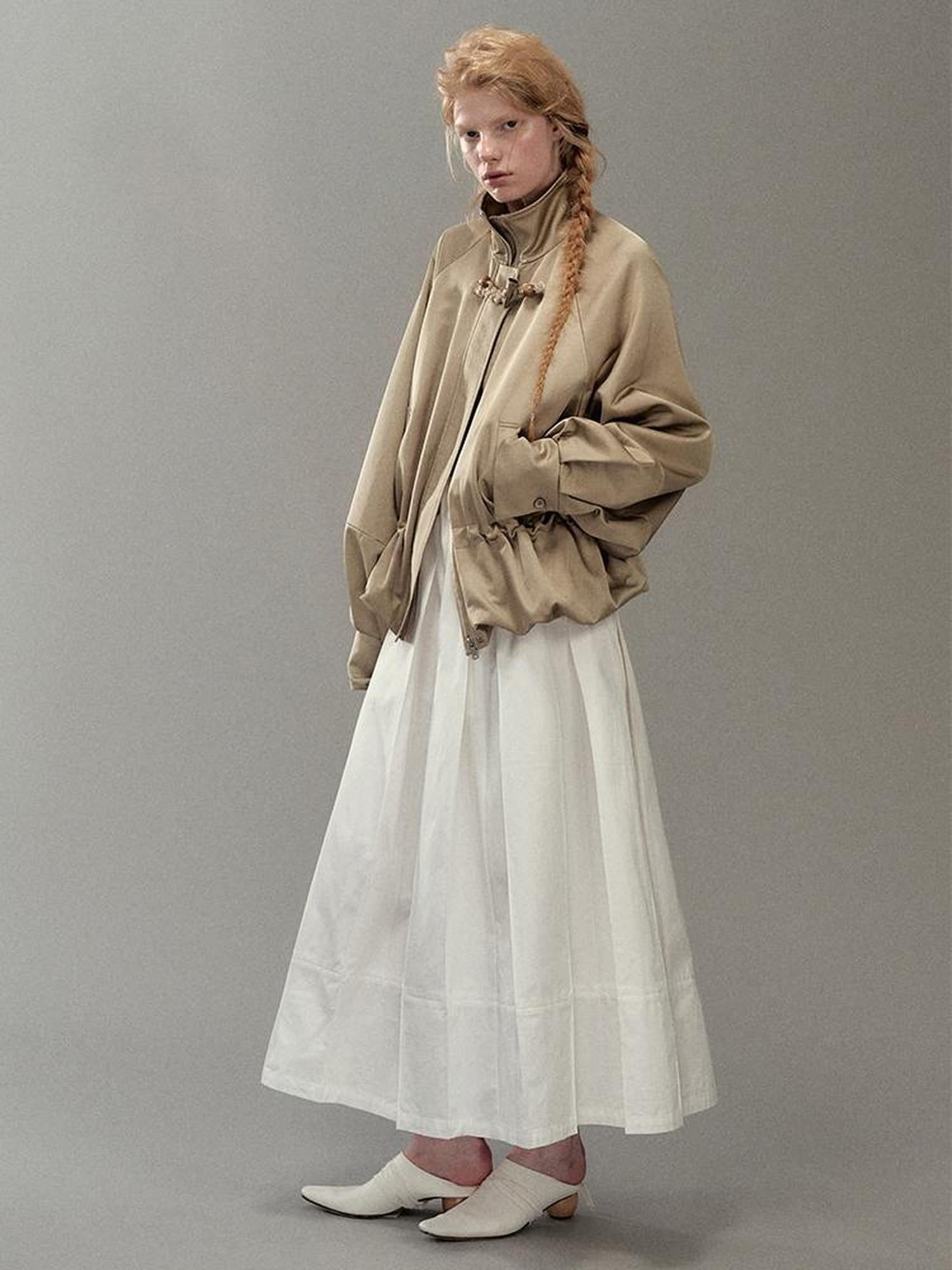 AnnoMundi Floral Bud Sleeve Short Trench Coat